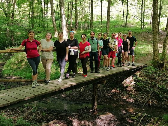 Teilnehmer bei einer Wandung rund um das Hotel das Eisenberg. Teilnehmer bei einer Wandung rund um das Hotel das Eisenberg.