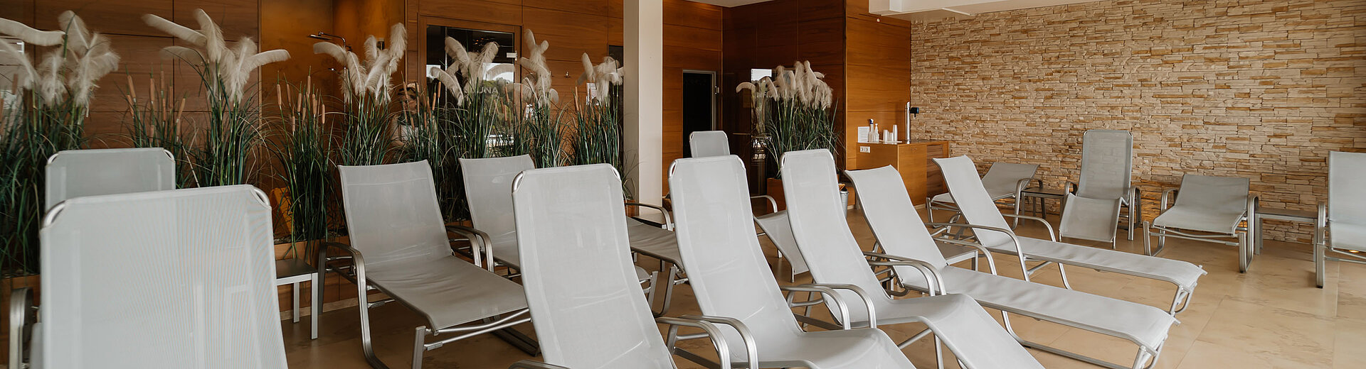 Liegen im NaturSPA vom Hotel das Eisenberg.